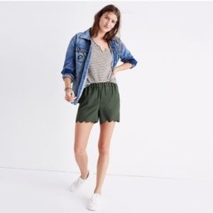 Madewell Scallop-Hem Pull-On Shorts
